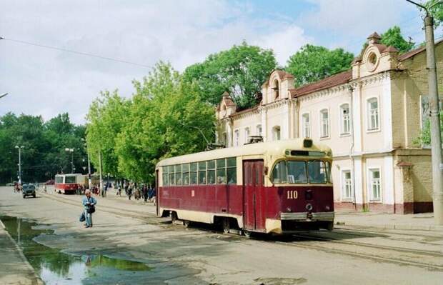 Девяностые в российской провинции 1990, город, девяностые, лихие девяностые, люди, фото, эстетика