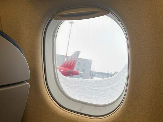 Рейс из Петербурга в Пермь вынужденно вернулся в Пулково