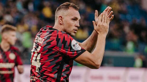 Владелец «Акрона» упрекнул Дзюбу: «Время собраться и набирать очки вместе с командой»