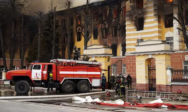 Число погибших при пожаре в военном НИИ в Твери увеличилось до семи