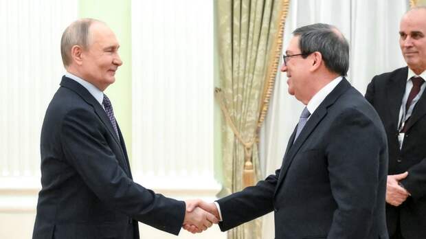 Путин: отношения России и Кубы развиваются в положительном направлении