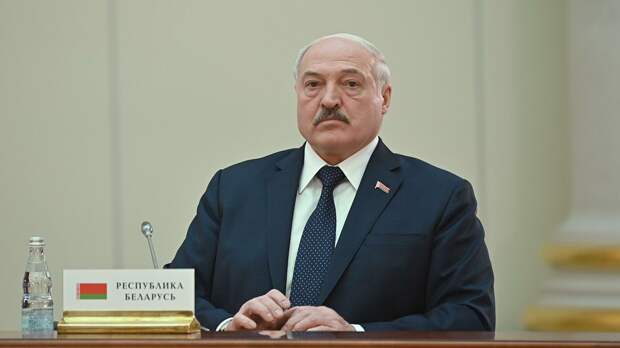 Президент Белоруссии Лукашенко заявил, что во второй раз переболел COVID-19