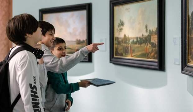 Более 120 тыс. юных москвичей посетили выставку Русского музея на ВДНХ