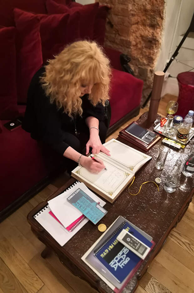 Алла Пугачева, Федор Бондарчук, Паулина Андреева на премьере спектакля Олега Меньшикова