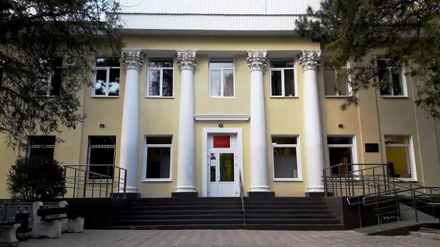 Аксёнов отсудил у блогера и интернет-издания 900 тысяч рублей «компенсации морального вреда»