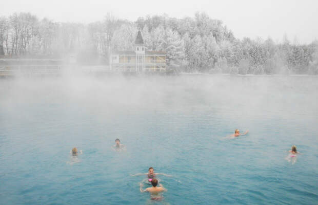 Термальные курорты Венгрии: озеро Хевиз