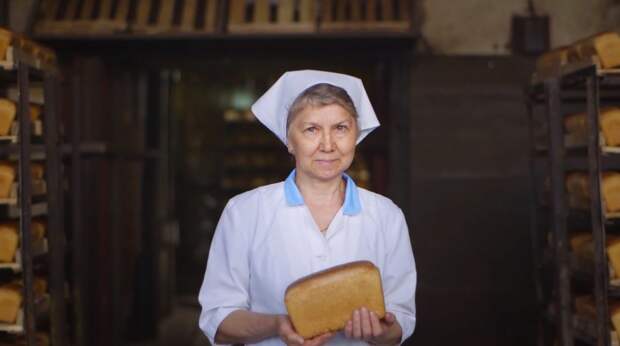 «Руками»: Россия трудовая