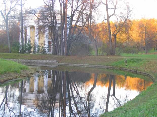 ОСЕНЬ В ПАВЛОВСКЕ.jpg