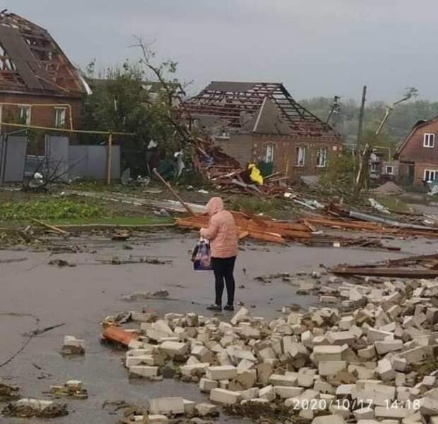 Разрушены даже стены: в Кировограде мощный ураган разнёс дома в считаные минуты (ФОТО, ВИДЕО) | Русская весна
