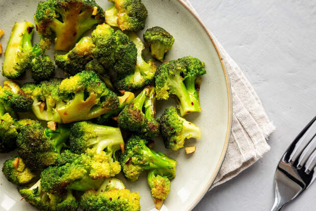 Nutrients: брокколи и красная капуста могут косвенно снижать риск атеросклероза