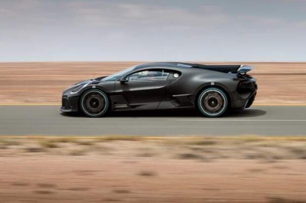 Bugatti тестируют новую модель гиперкара перед отгрузкой