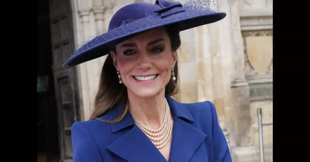 Кейт Миддлтон, принц Уильям, король Карл III и князь Монако посетили праздничную службу в Лондоне