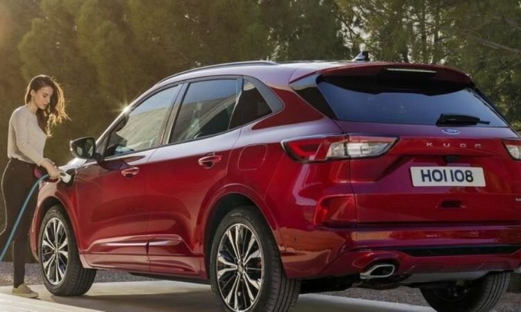 Решил обновить своего любимца, делаю обзор Форд Kuga. Стоит ли покупать за эти денги?