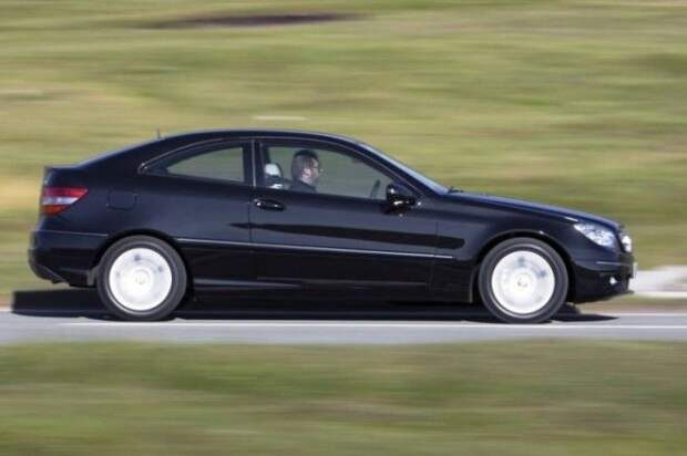 Купе CLC, построенное на базе компактного седана Mercedes-Benz C-класса. | Фото: readcars.co. Купе CLC построенное на базе компактного седана MercedesBenz Cкласса Фото readcarsco