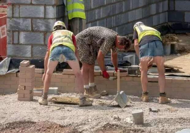 Строительные приколы ошибки и маразмы. Подборка chert-poberi-build-chert-poberi-build-50140416012021-4 картинка chert-poberi-build-50140416012021-4
