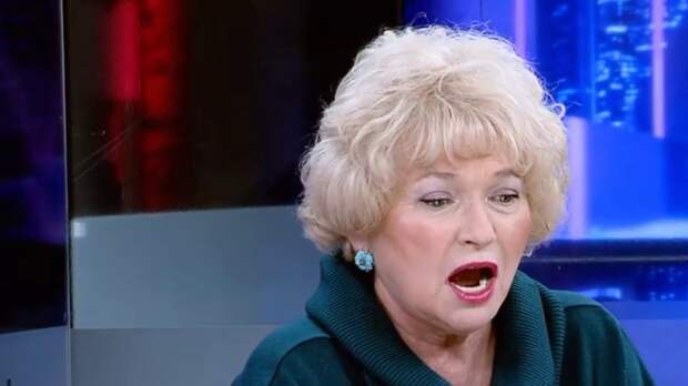 Мать скандальной тележурналистки Ксении Собчак сенатор РФ Людмила Нарусова выступила за «конституционное право» артистов...