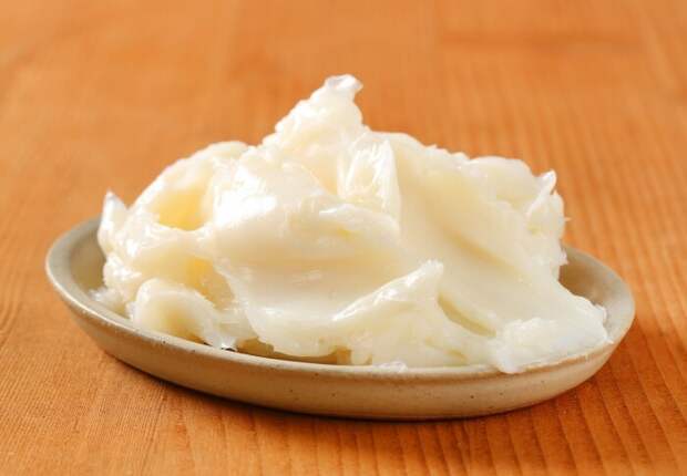 Вместо меда можно взять жир, подойдет как бараний так и свиной / Фото: womond.com