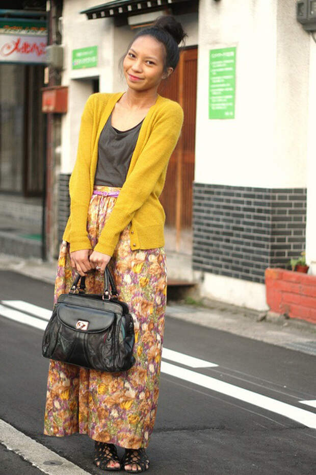 how to wear a maxi skirt