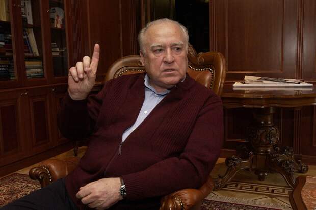 10 лет назад, 3 ноября 2010-го, ушёл из жизни экс-премьер и бывший посол России на Украине, политик-златоуст...