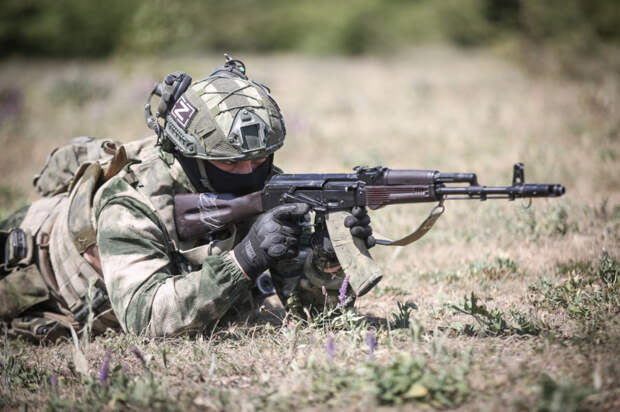 Крымчан приглашают на службу по контракту