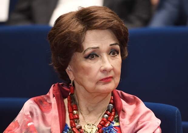 На Троекуровском открыли памятник Зинаиде Кириенко