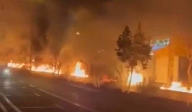 Экологическая катастрофа: жителям Тегерана нельзя покидать свои дома?