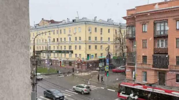 Снегопад вновь накрыл Тульскую область