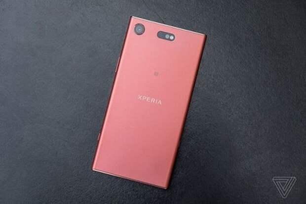 Sony Xperia XZ1 и Xperia XZ1 Compact