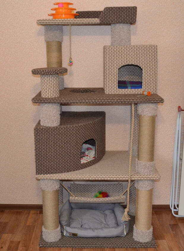 Большой игровой домик-комплекс для кошки своими руками