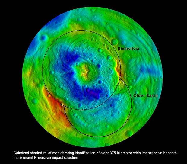 Два картера Весты (здесь и ниже изображения NASA / JPL-Caltech / UCLA / MPS / DLR / IDA).