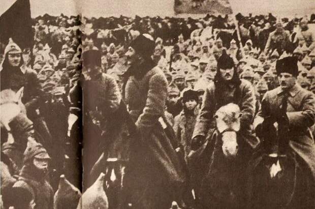 Конармия. Как царский вахмистр создал главную легенду Гражданской войн Конармия. Как царский вахмистр создал главную легенду Гражданской войн People Are Awesome, heroes