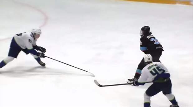 Хоккеисты ´Динамо-Шинника´ с победы начали домашнюю серию в МХЛ.