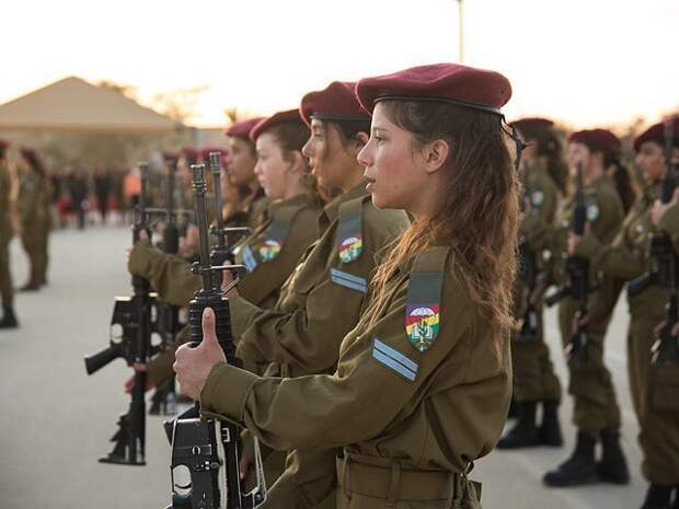 Будущие танкистки: девичье пополнение ЦАХАЛа. Фоторепортаж армия израиля, танкистки, фоторепортаж