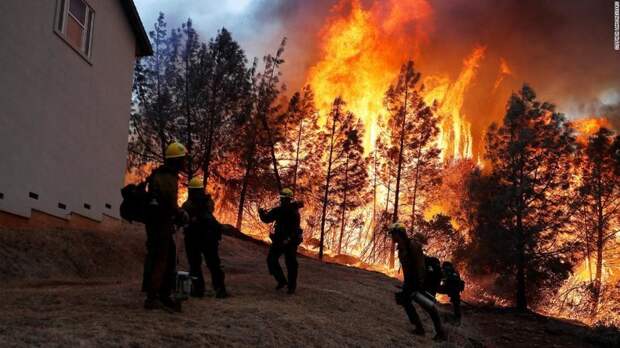 Разрушительные лесные пожары в Калифорнии - снимки из космоса ynews, калифорния, катастрофы, лесные пожары, новости, пожар, пожары в Калифорнии, происшествия