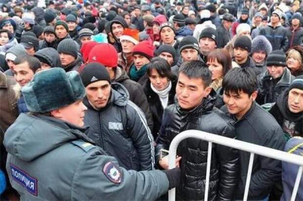Прощай, Гастарбайтер! Правительство РФ определило сферы, где мигрантам запретят работать