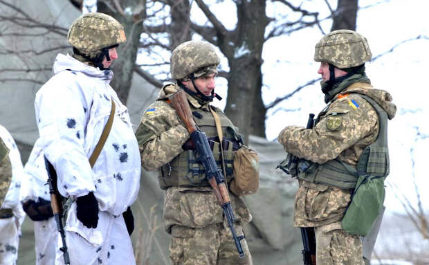 Должны ли вооружённые силы России прийти на помощь, если ВСУ начнут наступление на ДНР и ЛНР?