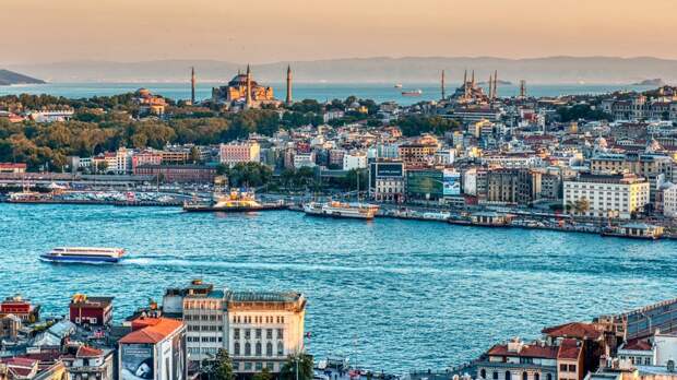 Посол РФ в Анкаре: Турция отказалась от идеи селить россиян и украинцев в разные отели