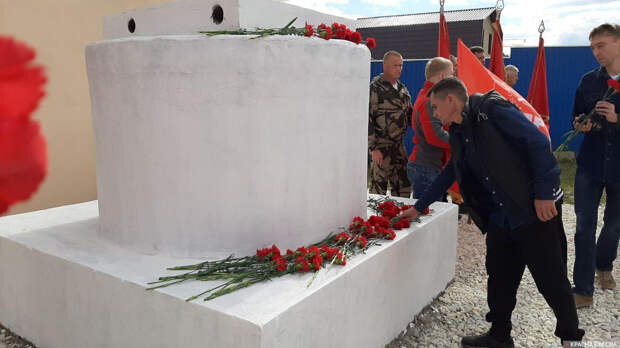 «Суть времени» восстановила памятник Сталину на Урале