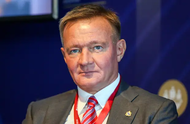 СК выясняет причины частичного обрушения железнодорожного моста в Курской области