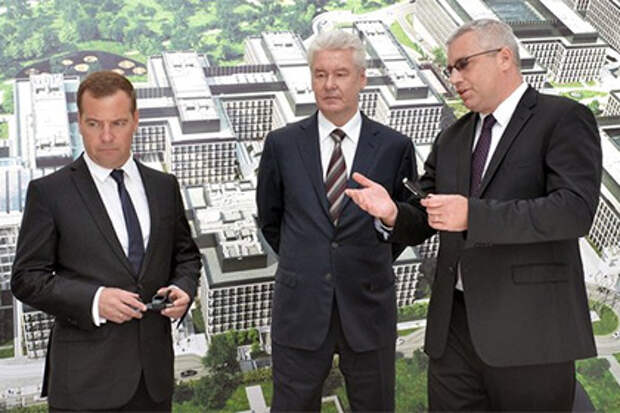 Медведев предложил сделать из Новой Москвы «умное пространство» Медведев предложил сделать из Новой Москвы «умное пространство»
