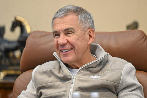 Миңнеханов: 2025 елда Татарстанның фәнни-мәгариф комплексы лаеклы эш нәтиҗәләре күрсәтте