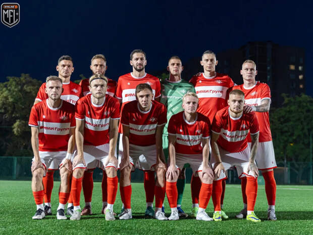 Клуб фанатов «Спартака» купил бизнесмен. Хочет зарабатывать и в медиафутболе — Сколько нам занесли?