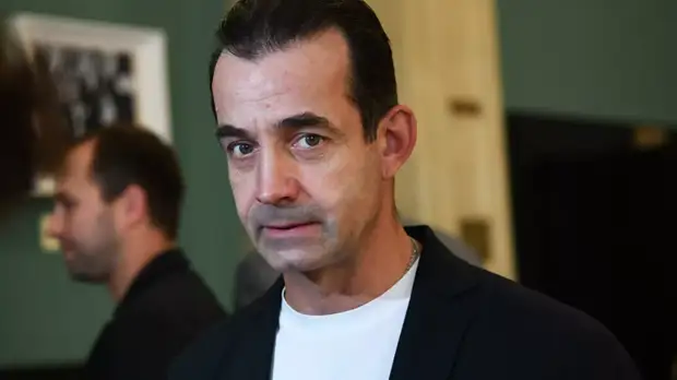 Дмитрий Певцов находится в больнице с воспалением лёгких