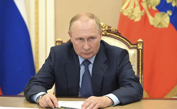 Владимир Путин торжественно открыл движение по финальному участку ЕКАД