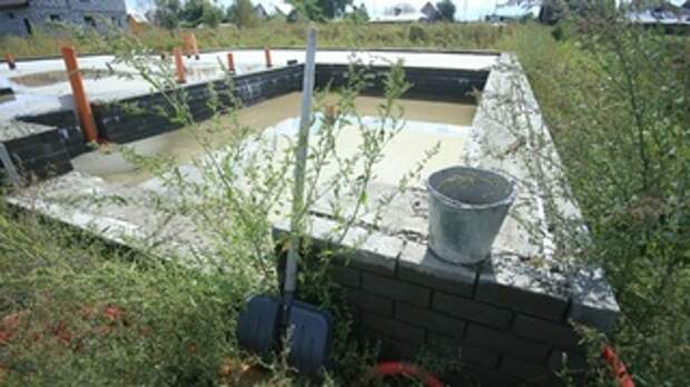 Недостроенный компанией