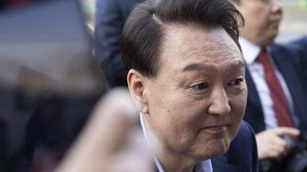 Reuters: экс-лидеру Южной дали 7 лет тюрьмы за препятствование правосудию