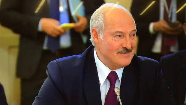 Лукашенко заверил, что Белоруссия разрешит ситуацию с мигрантами до конца года