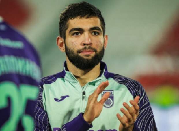 Александр ТАРХАНОВ: Средняя линия у грозненцев очень хорошая, Агаларов может забить больше голов, чем в прошлом сезоне