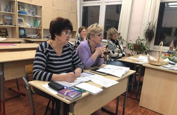 Пенсионеры с удовольствием посещают занятия / Фото: ТЦСО «Жулебино»