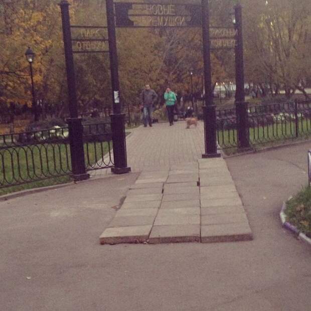 Вот что случается, когда на стройку берут идиотов Вот что случается, когда на стройку берут идиотов